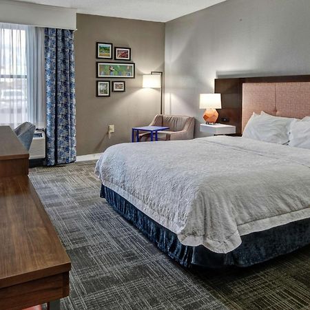 Hampton Inn Tullahoma Екстер'єр фото