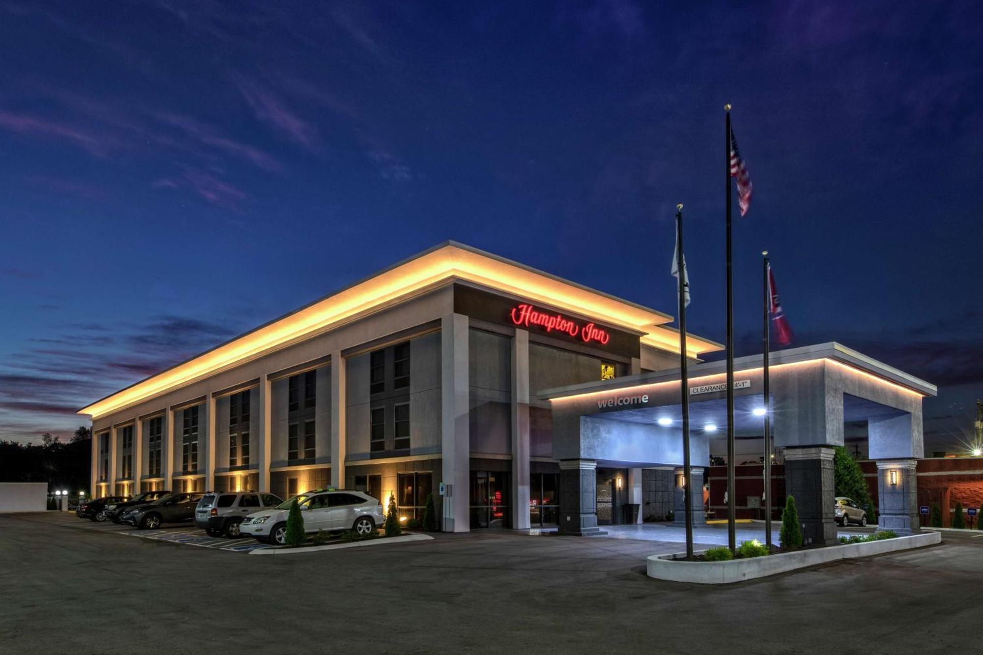 Hampton Inn Tullahoma Екстер'єр фото