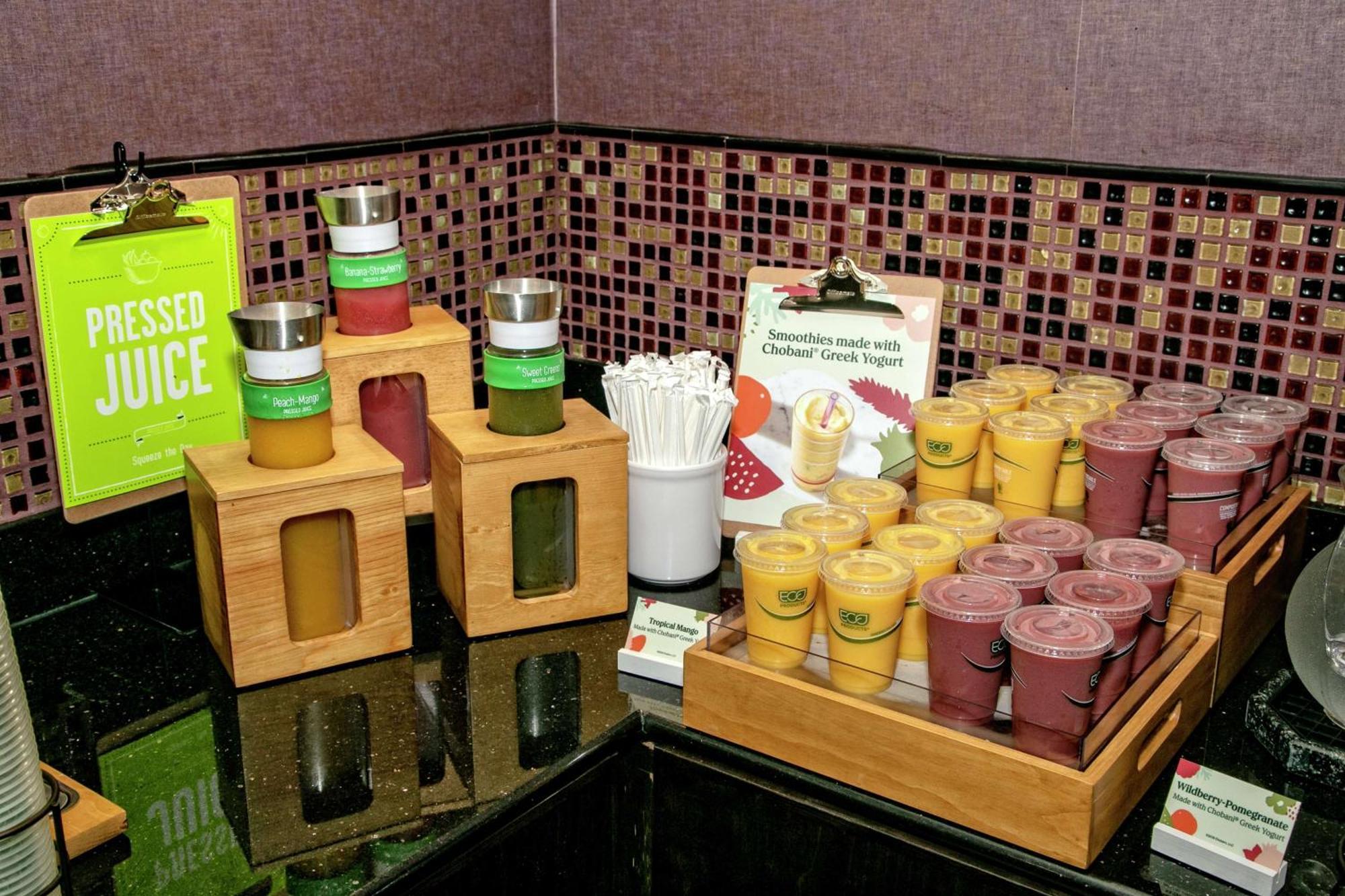 Hampton Inn Tullahoma Екстер'єр фото