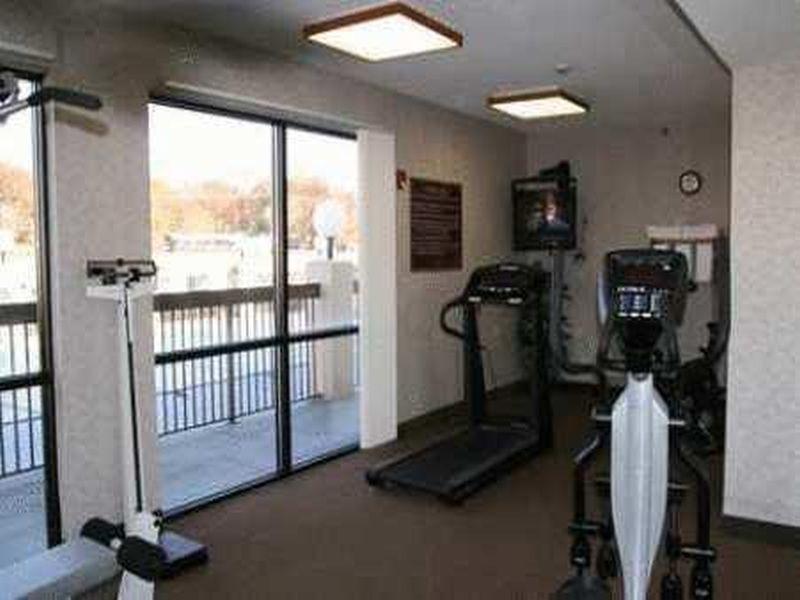 Hampton Inn Tullahoma Екстер'єр фото